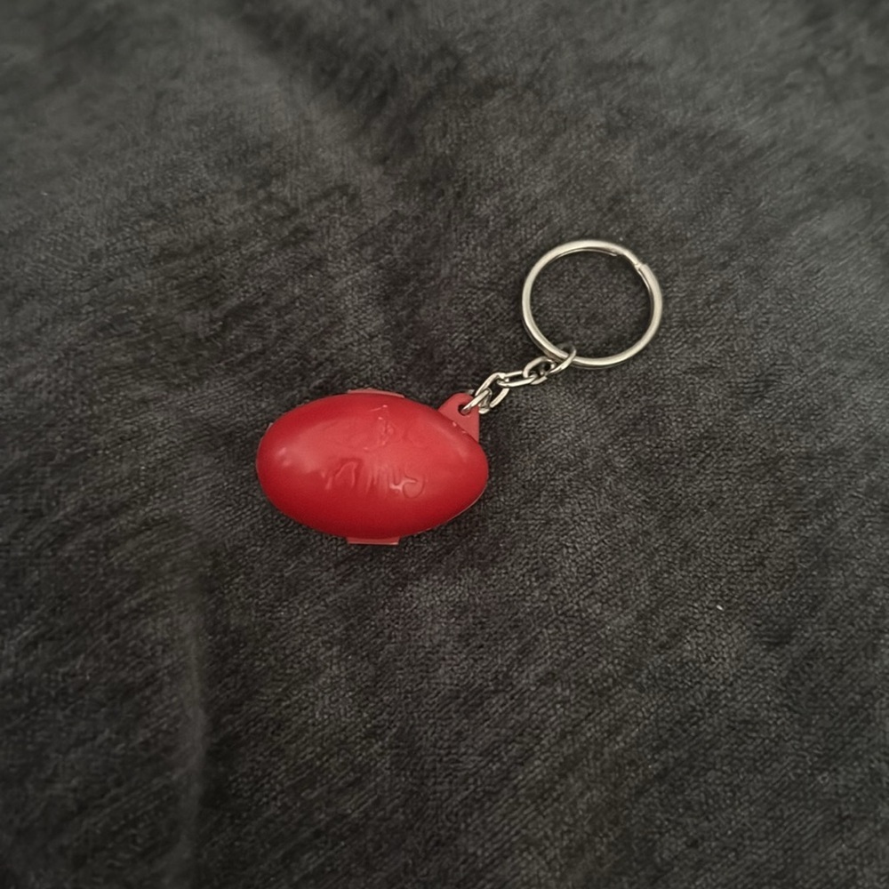 Vintage 6 Unique Keychain Set with Cartoon and Novelty Designs - Picture 6 of 7